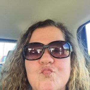 Meet your Posher, Nancy tronio